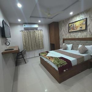 Hotel Siddhi Vinayak